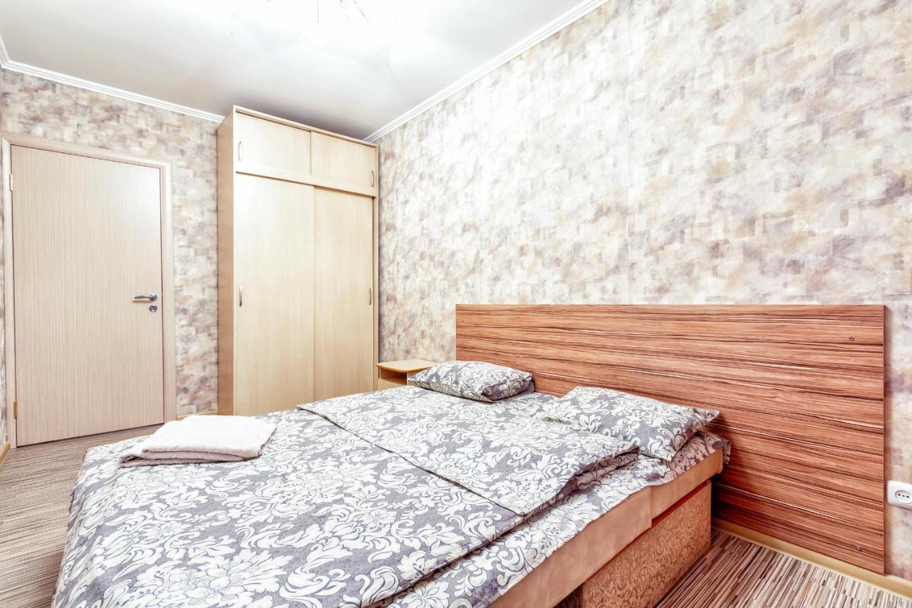 411 Lighthouse Apartments Arbat - Traveler'S Choice อัลมาตี ภายนอก รูปภาพ